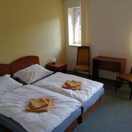 Javorná Hotel U Andela Michaela מראה חיצוני תמונה